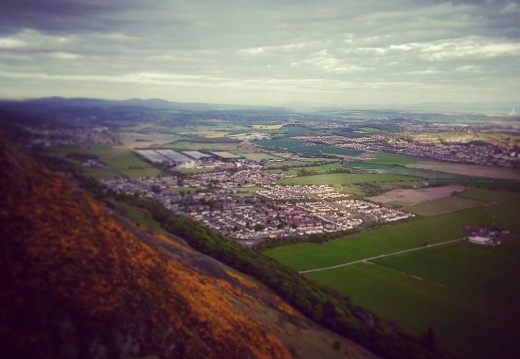 7ae56cb207372e5058508b0c9d166ee2